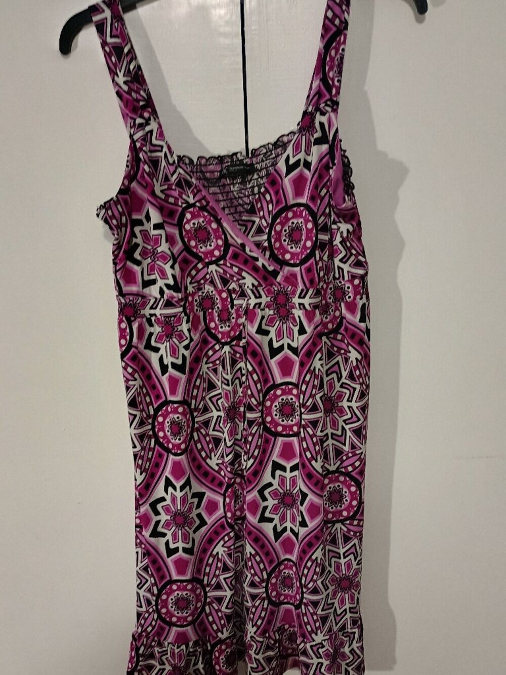 I.N.C. International Concepts Woman Pink Geometric Smocked Sleeveless Dress - Picture 2 of 8